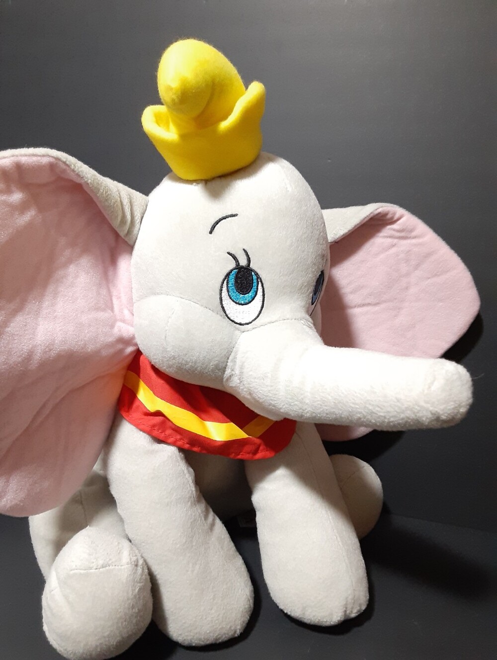 Disney DUMBO The Flying Elephant Plush Stuffed Animal Toy Disneyland